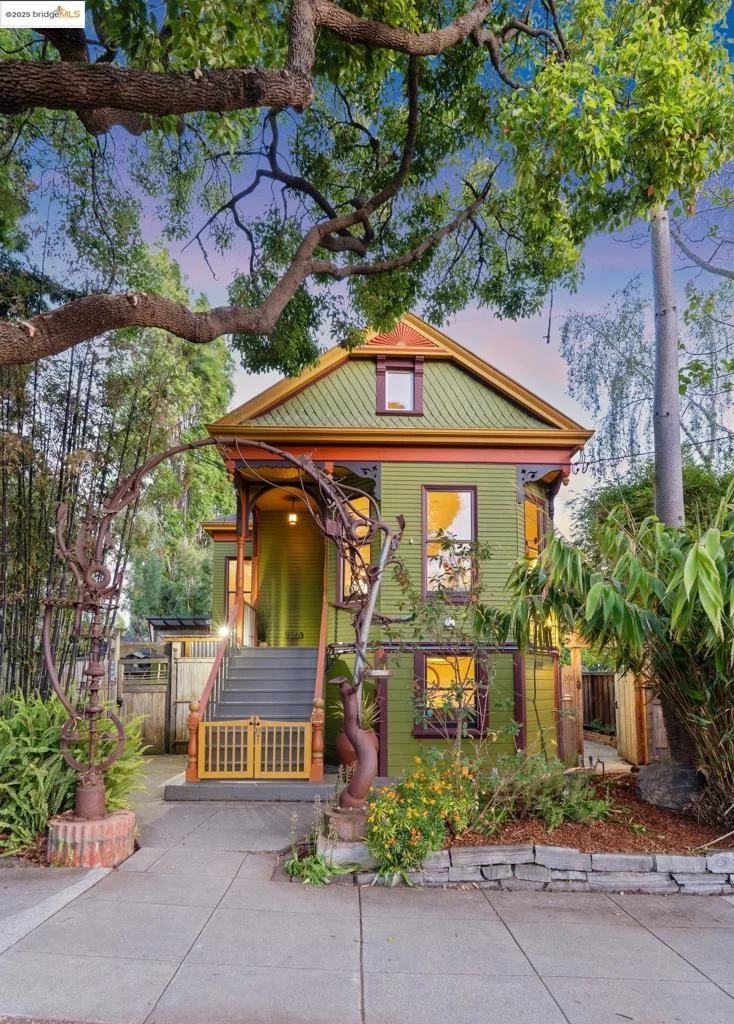 906 Hearst Ave, Berkeley, CA 94710-0000