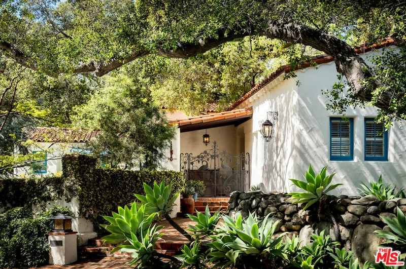 1158 Woodland Drive, Santa Paula, CA 93060