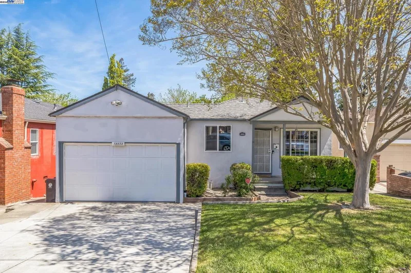 18858 Carlton Ave, Castro Valley, CA 94546
