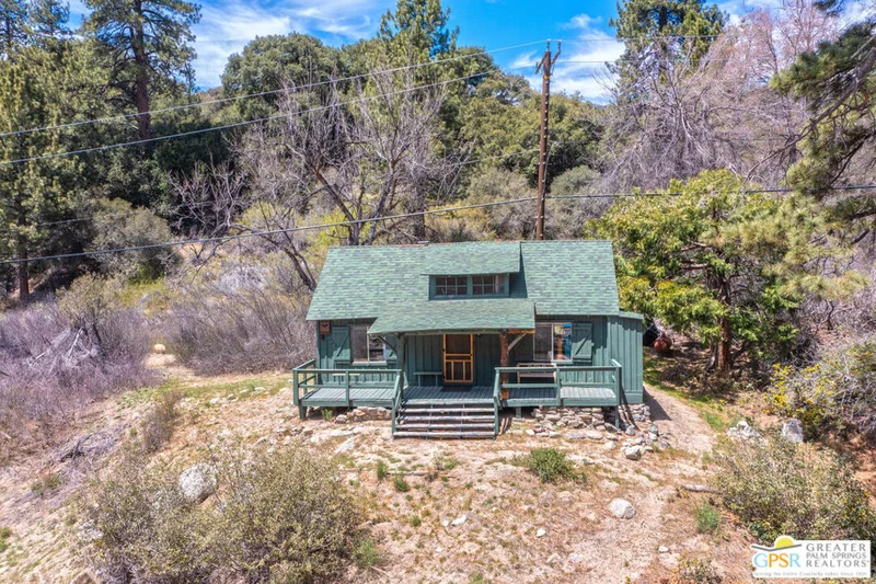 69 Seven Oaks Trail, Angelus Oaks, CA 92305