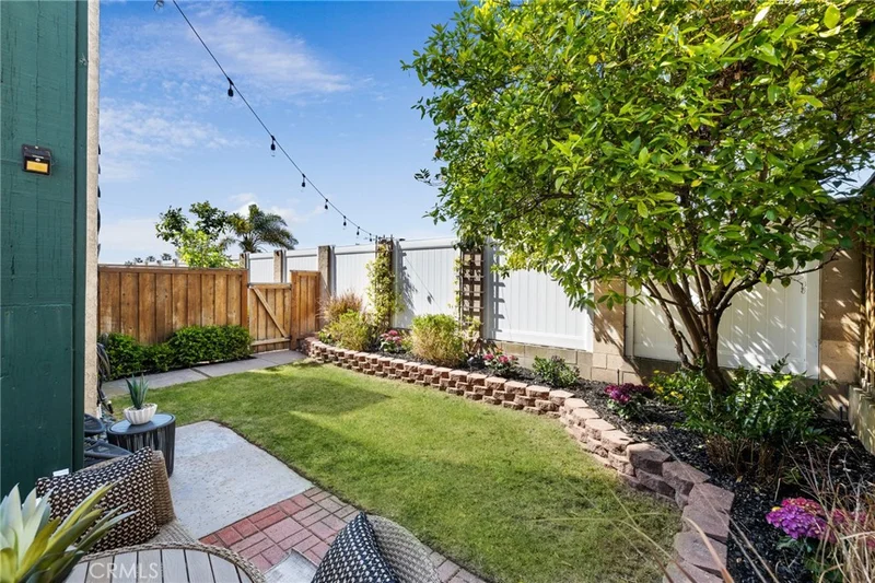 2715 Vanderbilt Lane G, Redondo Beach, CA 90278