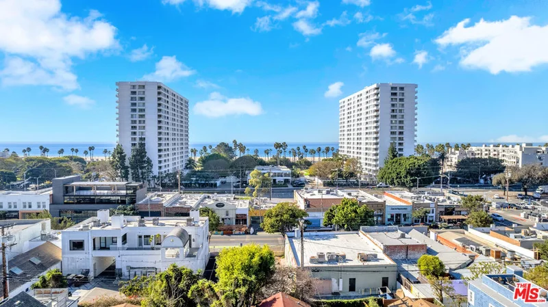 2721 2nd Street 112, Santa Monica, CA 90405