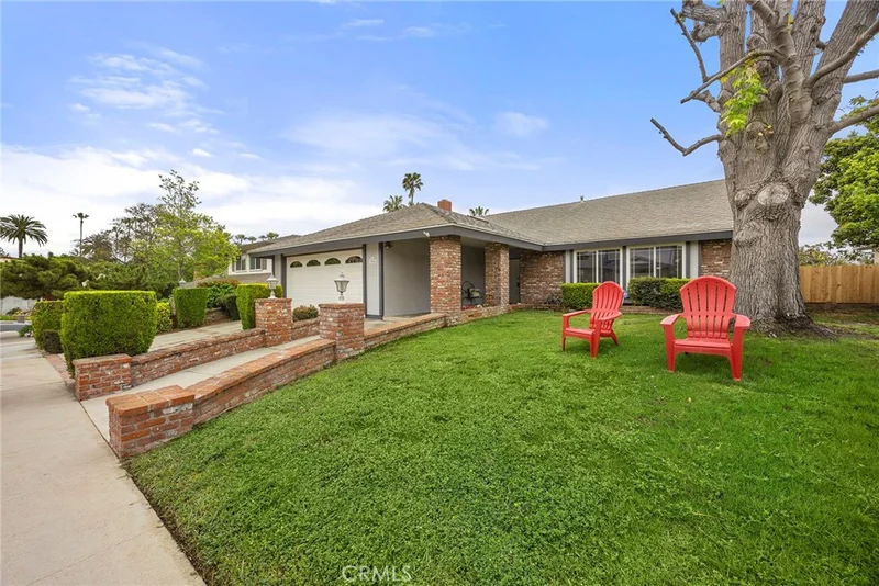 308 W Glenwood Avenue