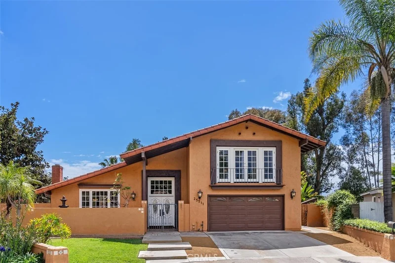 25511 Pinata Circle, Mission Viejo, CA 92691