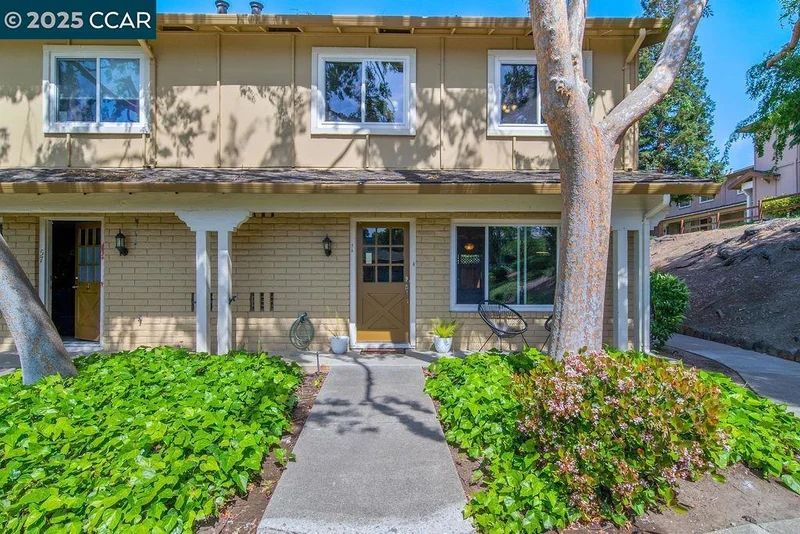 56 Fountainhead Ct, Martinez, CA 94553