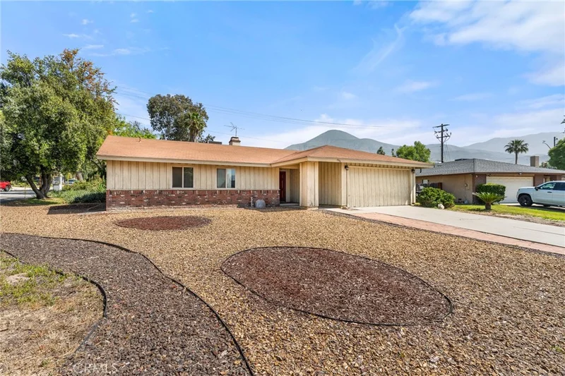 2764 Mirada Road, Highland, CA 92346