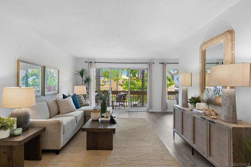 4600 Lamont St 212, San Diego, CA 92109