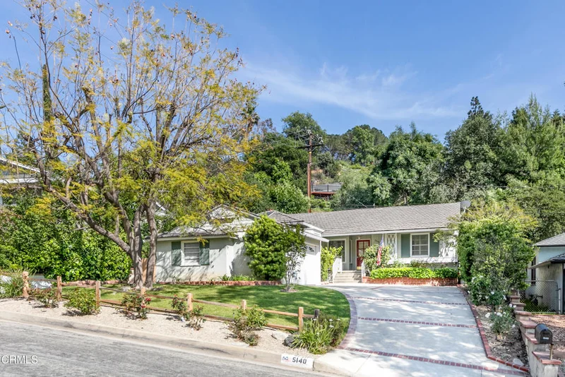 5140 Crown Avenue, La Canada Flintridge, CA 91011