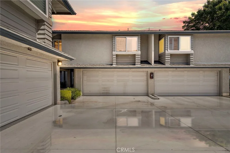2687 Orange Ave 4, Costa Mesa, CA 92627