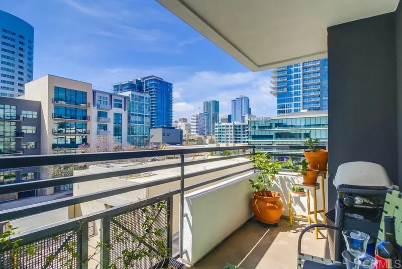 550 Park Boulevard 2403, San Diego, CA 92101