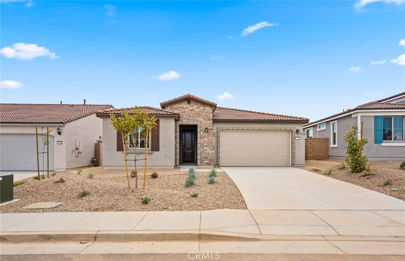 25271 Violane Drive, Menifee, CA 92585