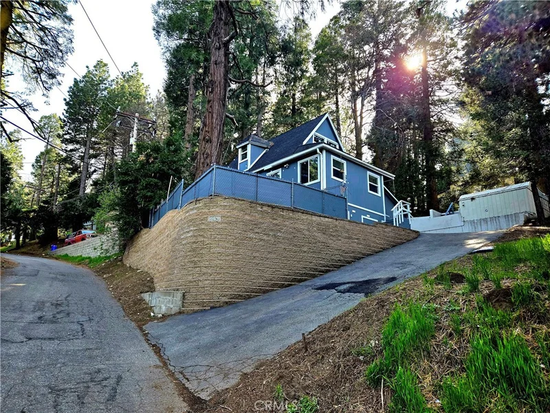 443 Hartman Circle, Cedarpines Park, CA 92322