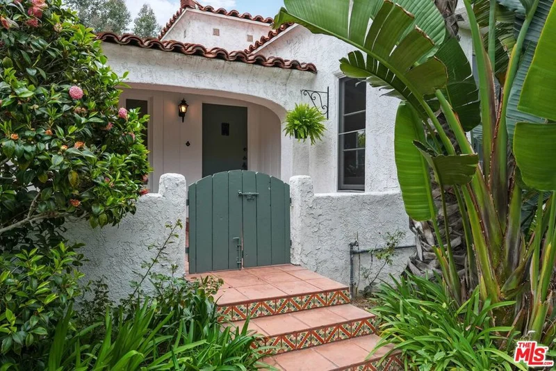 10342 Ilona Avenue, Los Angeles, CA 90064