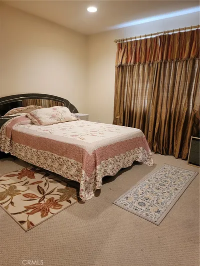 8009 Rose Street photo 2