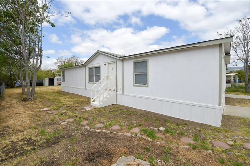 25369 Wanda Lane, Hemet, CA 92544