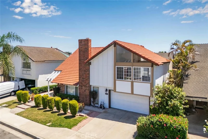 4200 Avenida Sevilla, Cypress, CA 90630