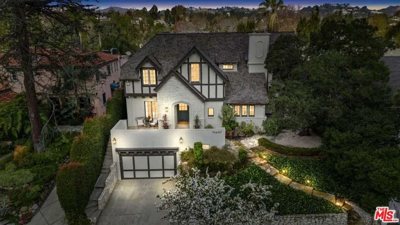 10457 Lindbrook Drive, Los Angeles, CA 90024