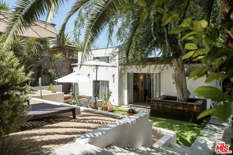 864 Sanborn Avenue, Los Angeles, CA 90029