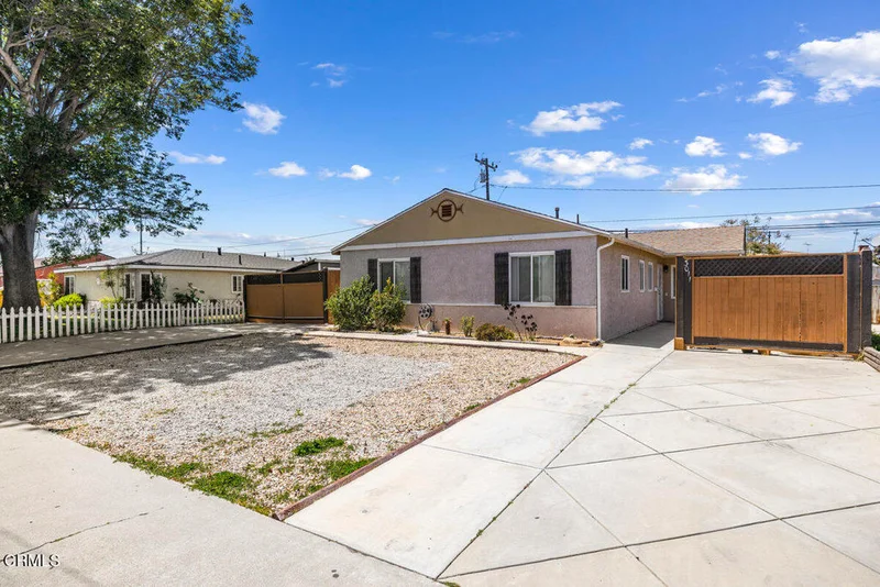 3011 Fournier Street, Oxnard, CA 93033
