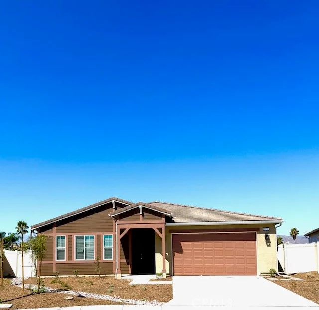 2951 Desiree Drive, San Jacinto, CA 92582
