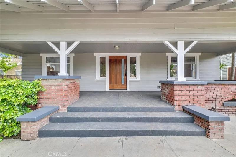 1014 N Arrowhead Avenue, San Bernardino, CA 92410