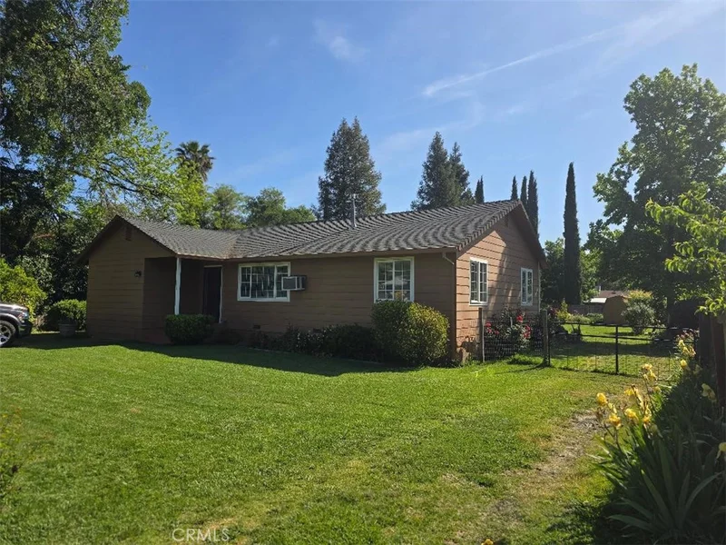 451 5th Street, Tehama, CA 96090