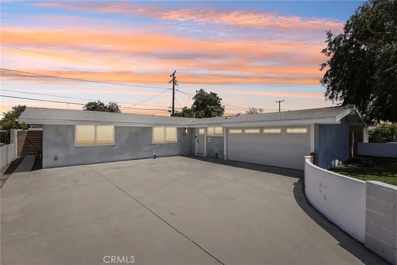 1048 N Loara Street, Anaheim, CA 92801