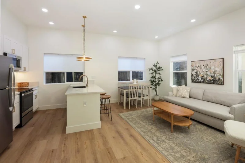 Noel Drive B, Menlo Park, CA 94025