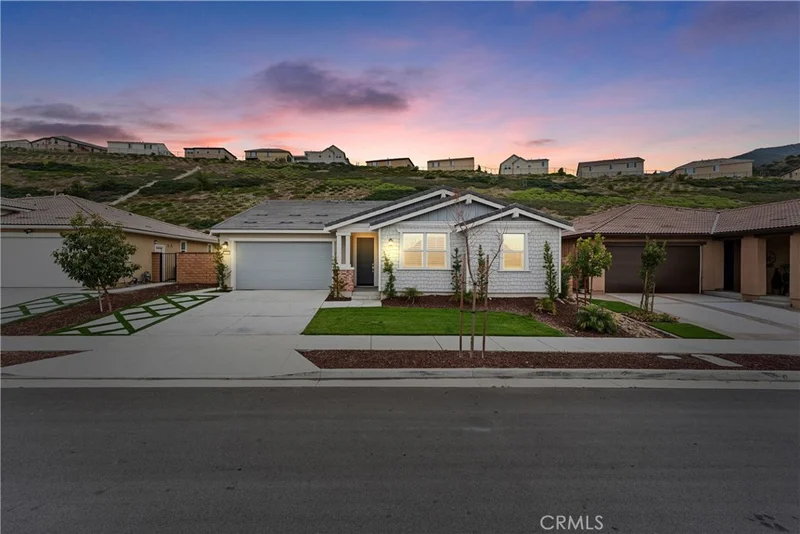 2710 Santa Fiora Drive, Corona, CA 92882