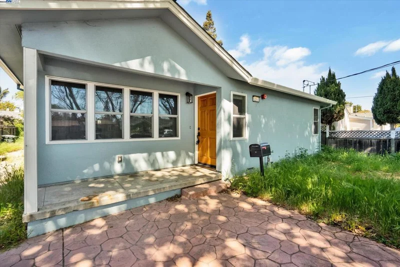 1251 Madera Ave, Menlo Park, CA 94025