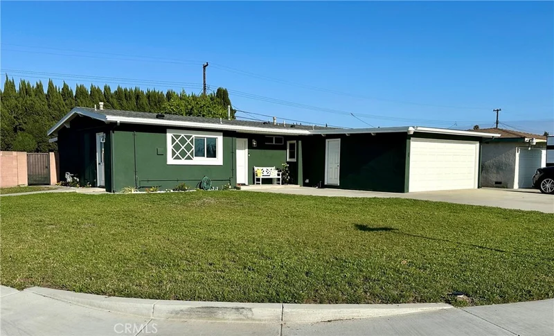 10072 Gravier Street, Anaheim, CA 92804