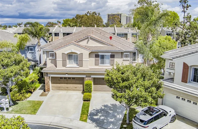 18672 Park Meadow Lane, Huntington Beach, CA 92648