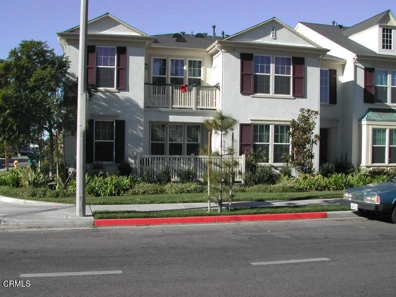 1038 Holiday Ave Avenue, Ventura, CA 93003