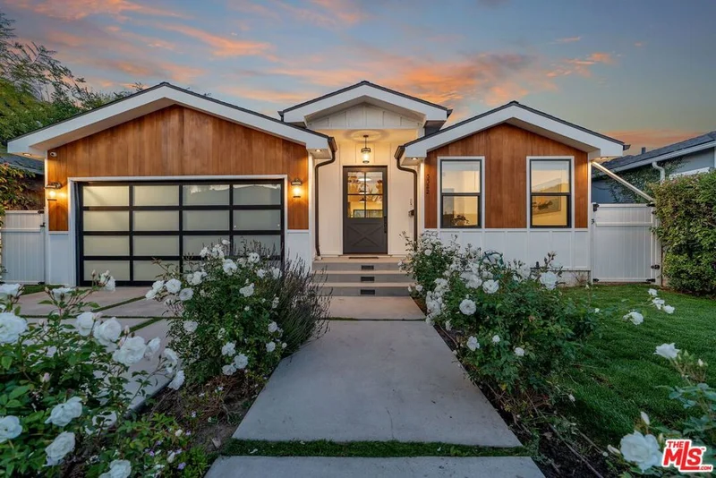 5522 Buffalo Avenue, Sherman Oaks, CA 91401