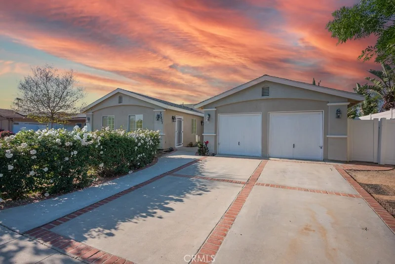 22437 Haynes Street, West Hills, CA 91307