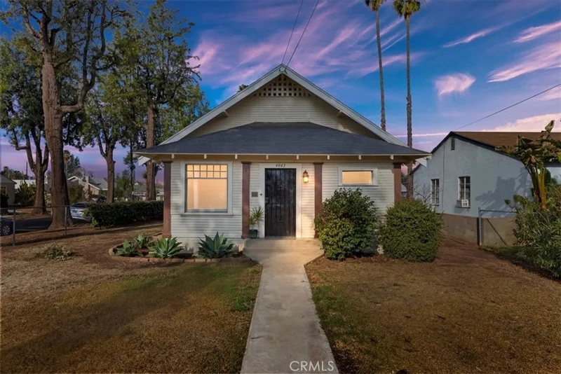 4643 Victoria Avenue, Riverside, CA 92507
