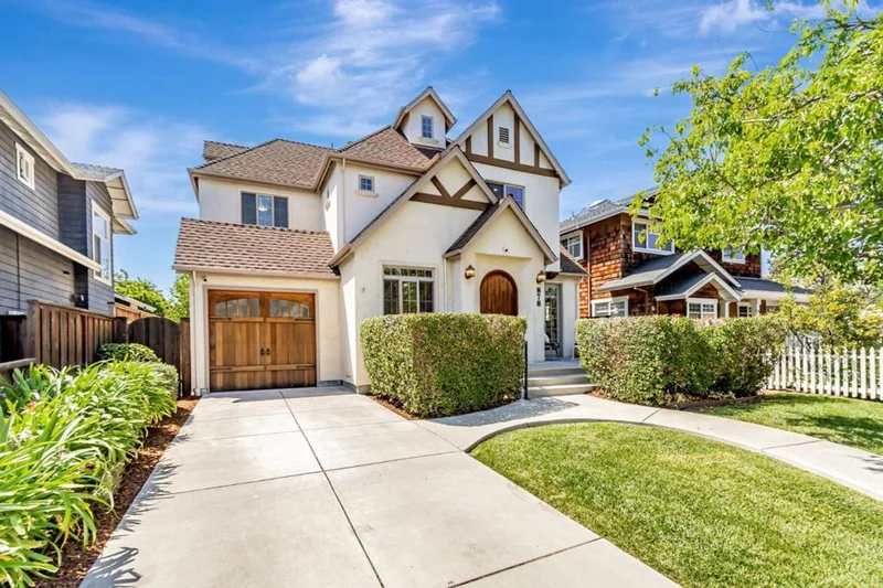 878 Sierra Vista Avenue, Mountain View, CA 94043