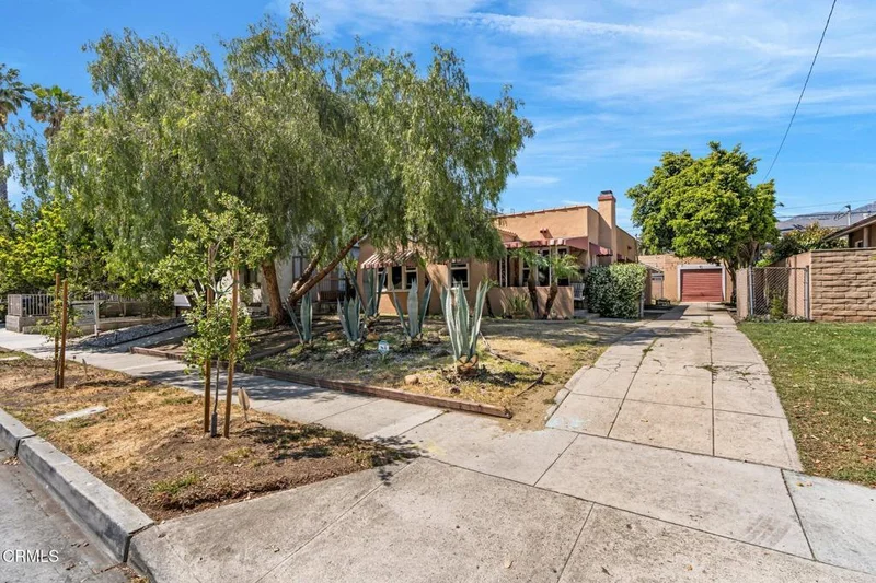 615 Alexander Street, Glendale, CA 91203