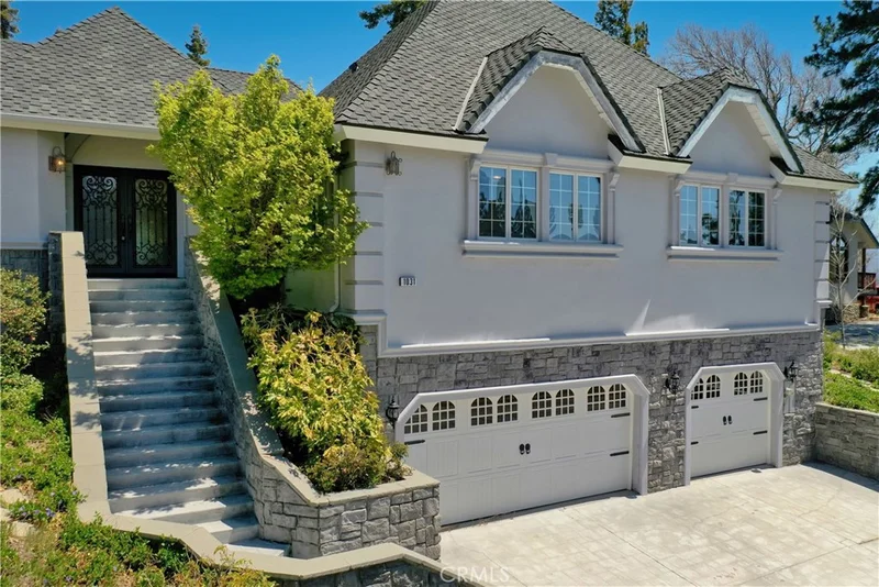 1031 Black Oaks Drive, Lake Arrowhead, CA 92352