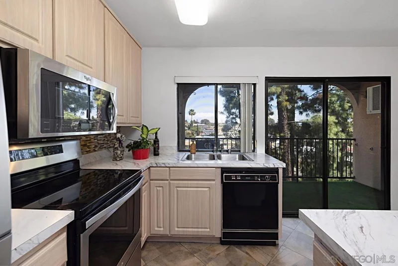 7855 Cowles Mtn Ct A26, San Diego, CA 92119