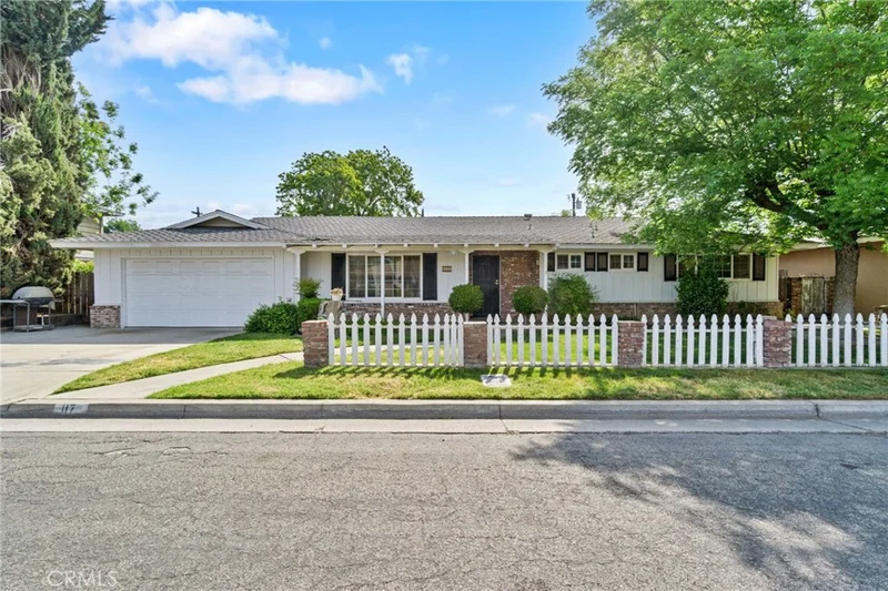 117 Spring Way, Madera, CA 93637