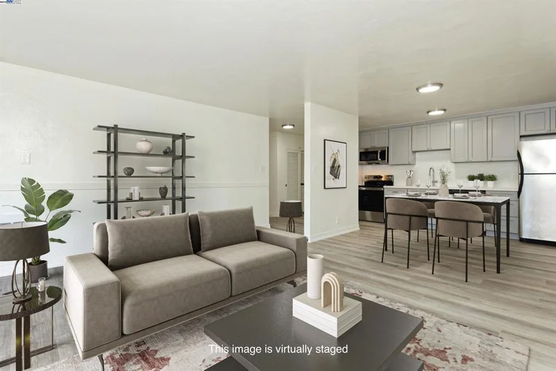 425 Orange St 212, Oakland, CA 94610