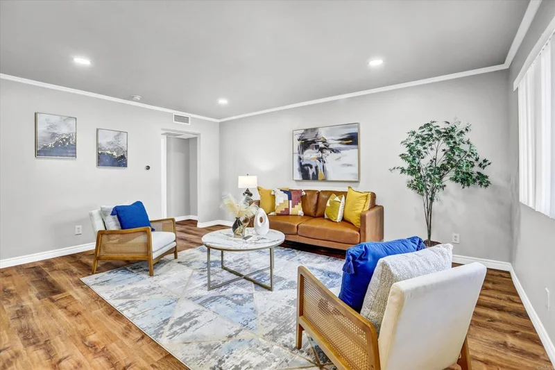 1030 Robinson Avenue 204, San Diego, CA 92103