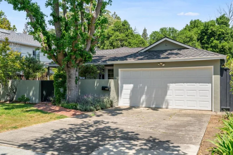 1230 Crane Street, Menlo Park, CA 94025