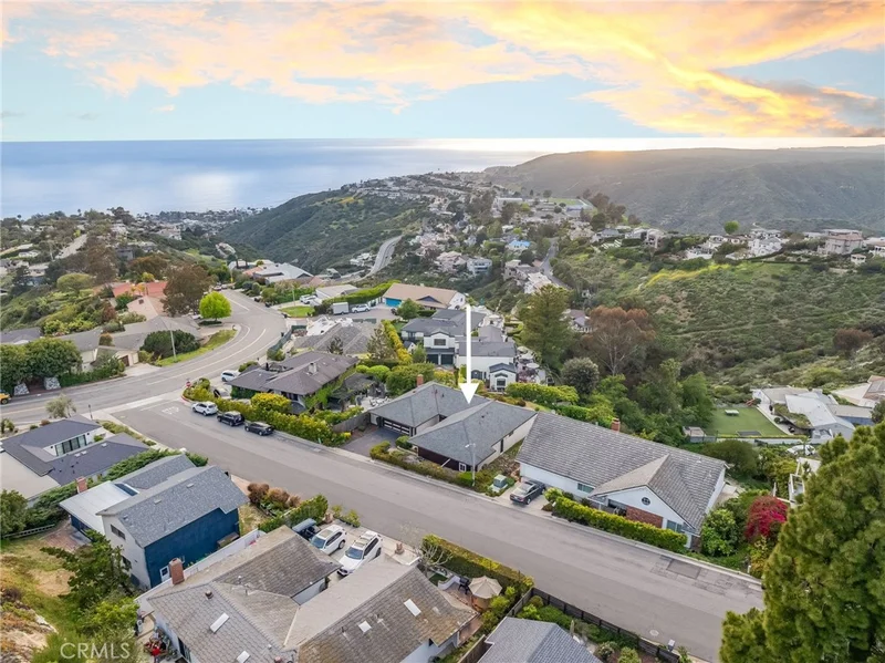 3019 Cresta Way, Laguna Beach, CA 92651