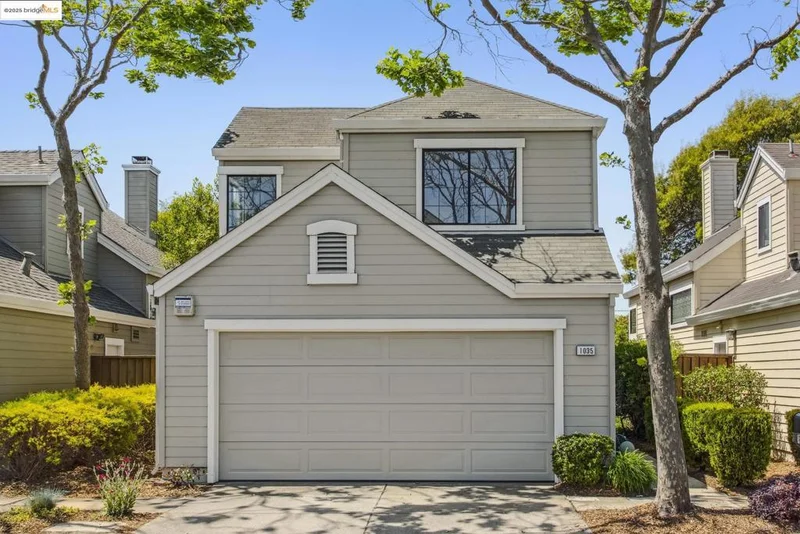 1035 Foster Street, Alameda, CA 94502