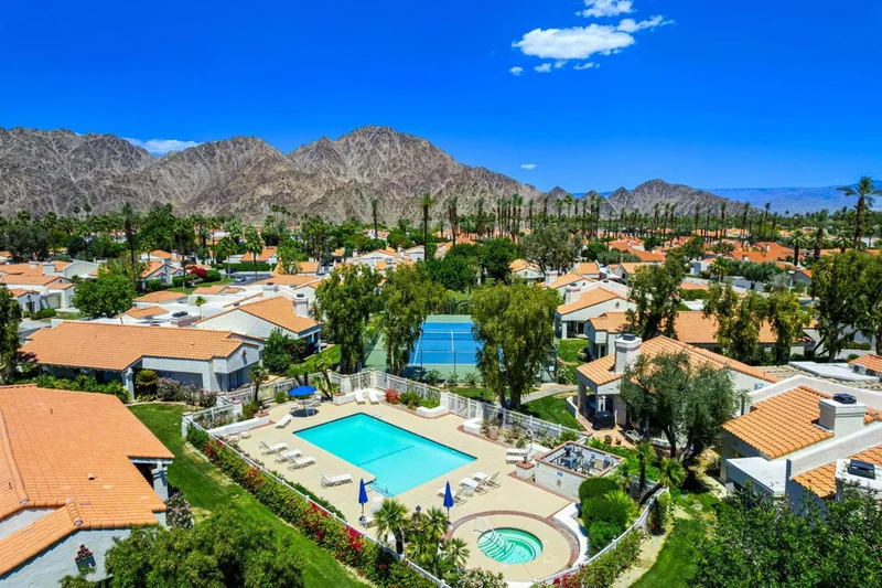 77681 Los Arboles Drive, La Quinta, CA 92253