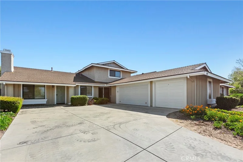 1126 E Foster Road B, Santa Maria, CA 93455