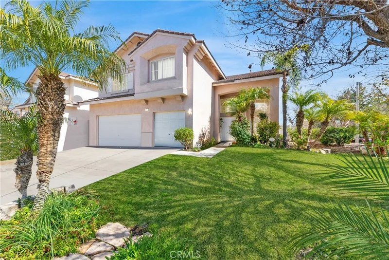 1 Ponte Bianco, Lake Elsinore, CA 92532