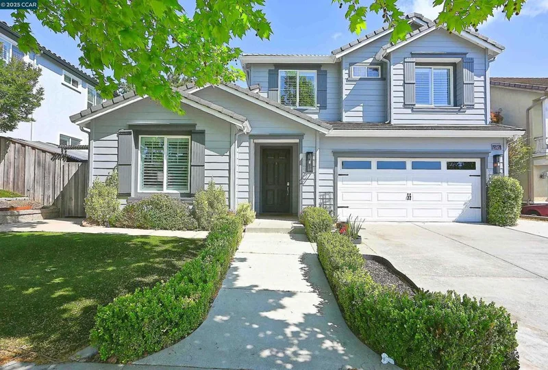 545 Dynasty Dr, Fairfield, CA 94534